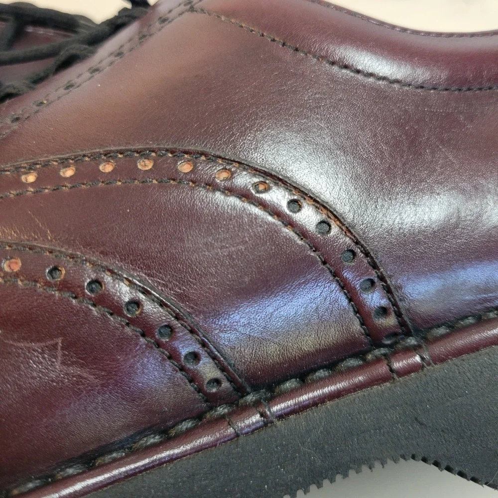 Rockport DresSports Mens 11 W Burgundy Leather Wingtip Oxford Vibram Shoe